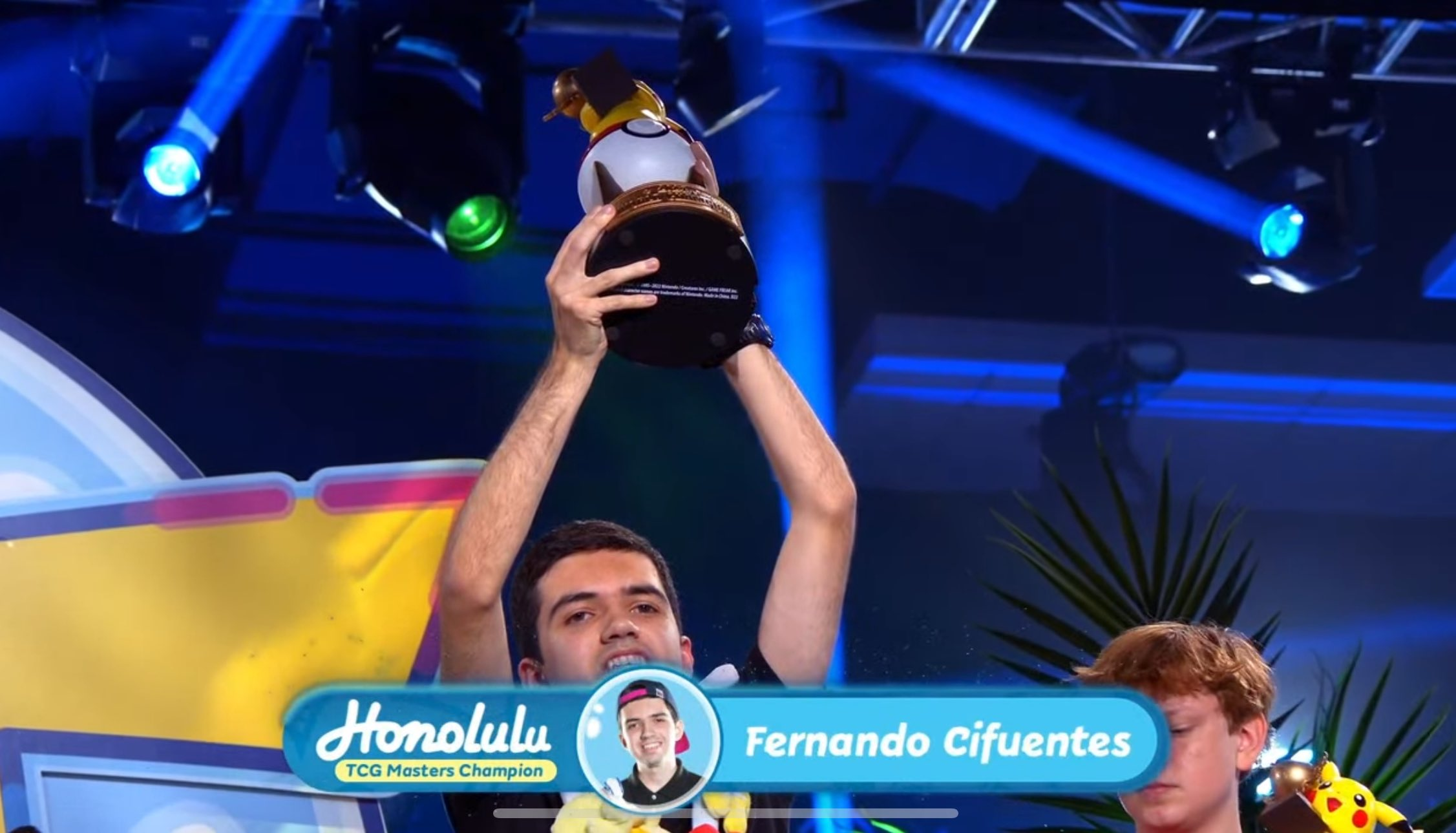 Fernando cifuentes, campeón del mundo en Pokémon TCG